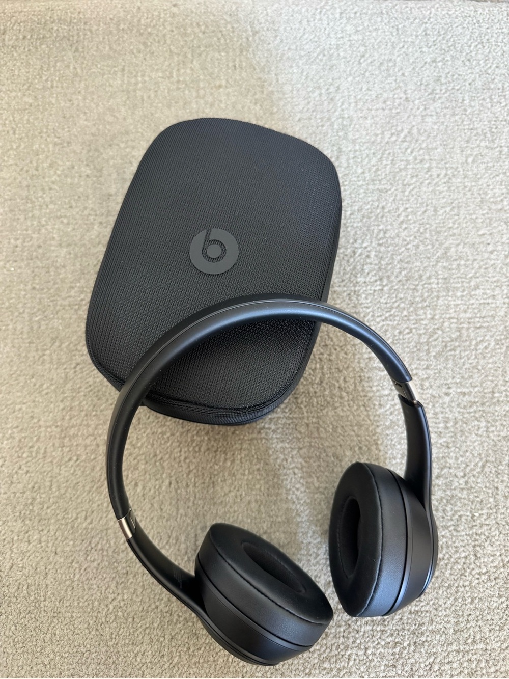 Brand New Beats Studio Wireless Over-Ear Headphones - Black